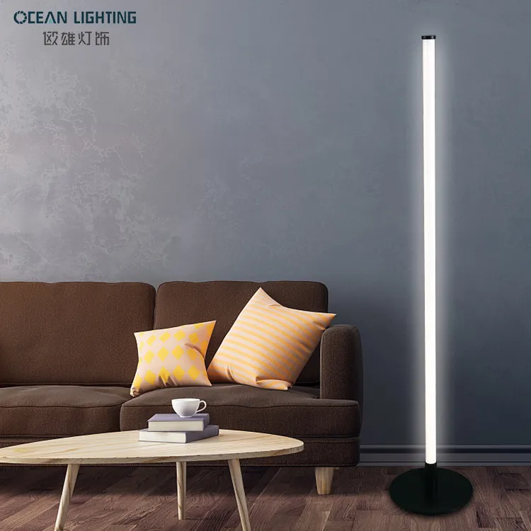 Candeeiro de pé LED para casa com design decorativo simples e moderno de base redonda